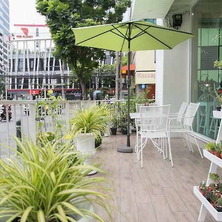 Mali @Silom Boutique Hotel Bangkok Ngoại thất bức ảnh