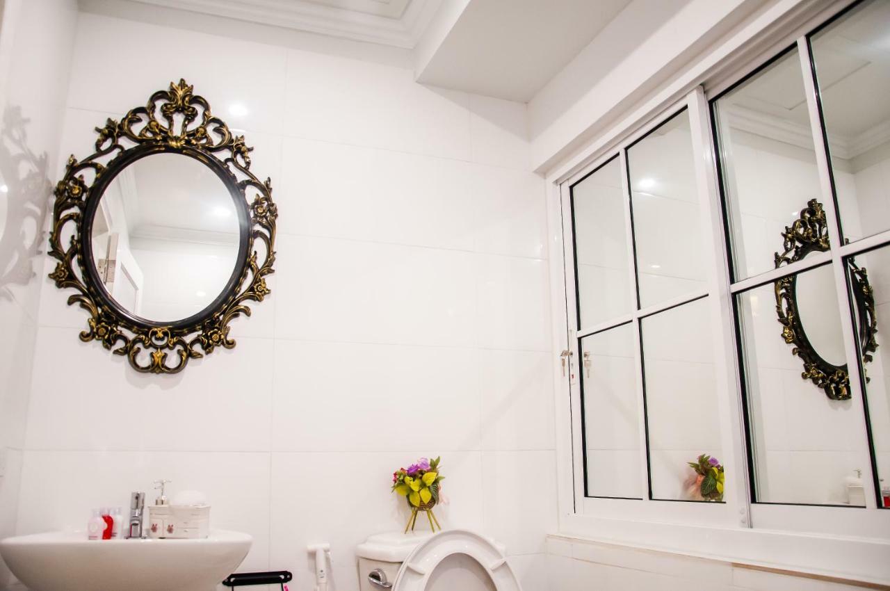 Mali @Silom Boutique Hotel Bangkok Ngoại thất bức ảnh