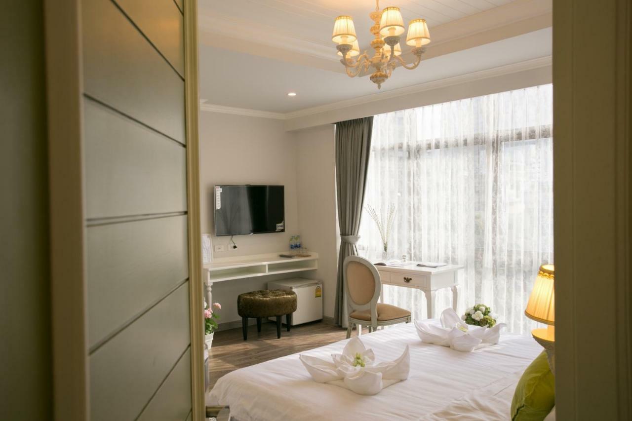 Mali @Silom Boutique Hotel Bangkok Ngoại thất bức ảnh